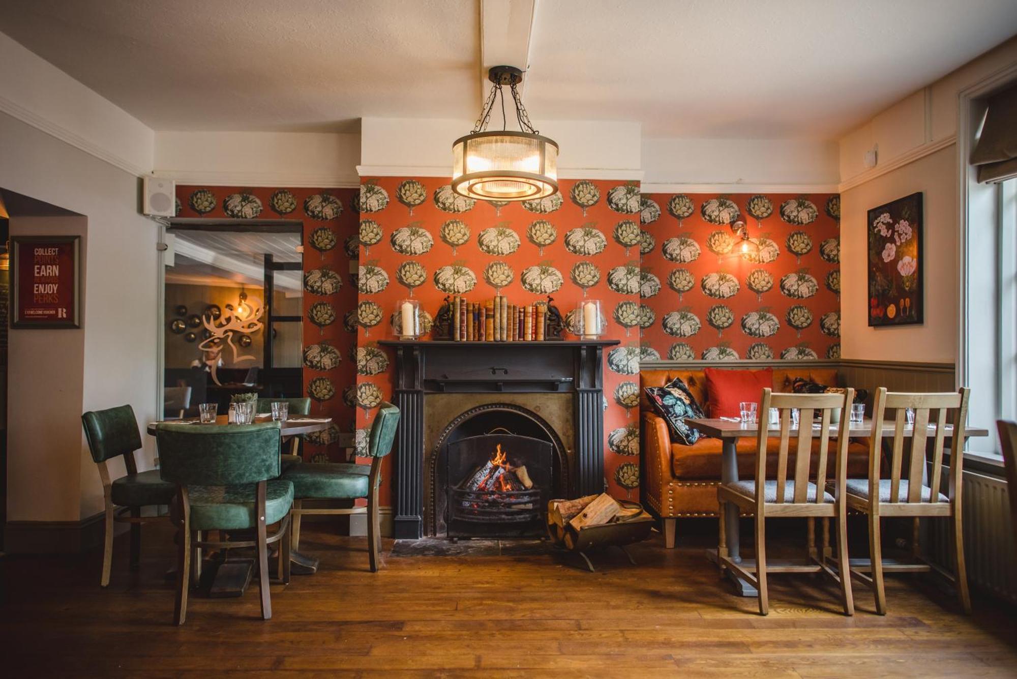 The Stag On The River Godalming Exterior photo